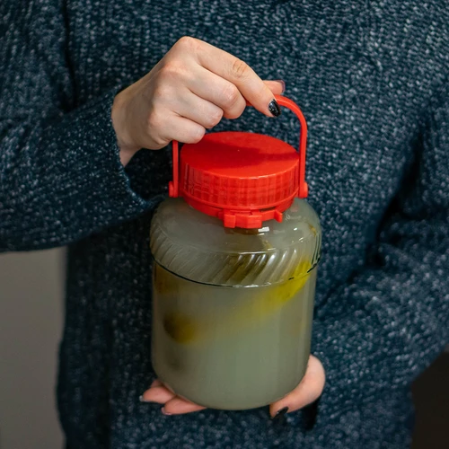 Borcan 2L cu capac din plastic - 6