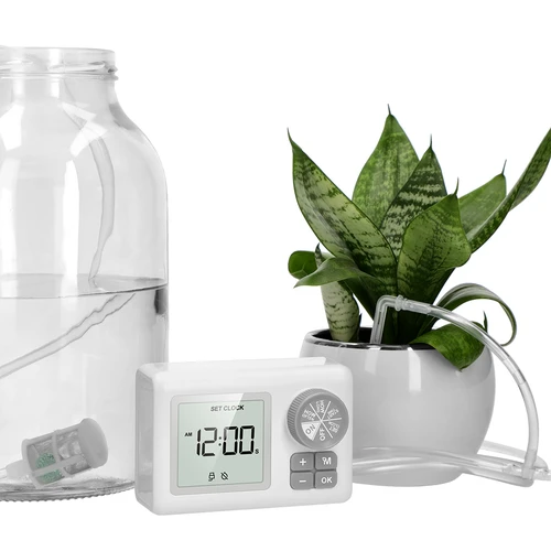 Sistem automat de udare pentru plante în ghiveci