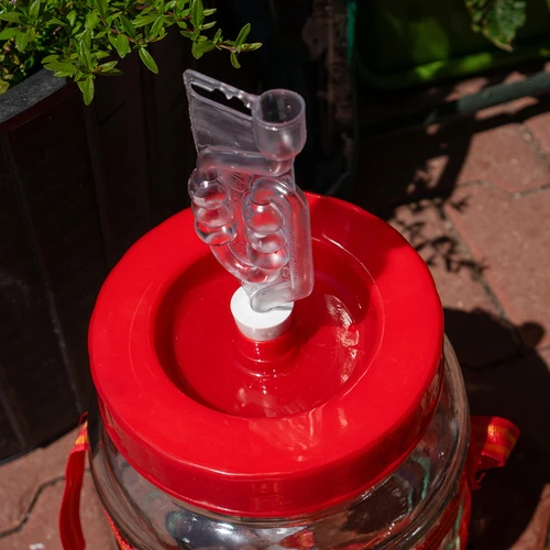 Tub de fermentare din plastic, cu 6 camere - 4