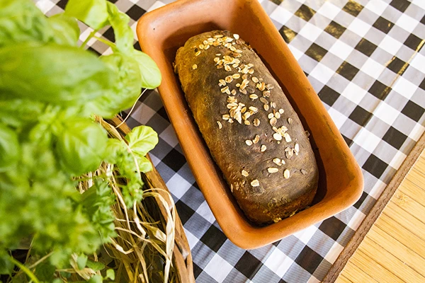 Pâine de hrișcă și orez coaptă în oală