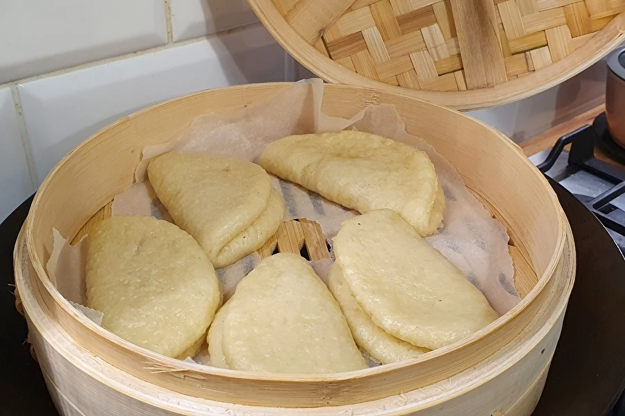 Browin Przepiśnik - Chifle bao asiatice